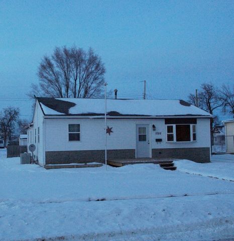 1025 Lee Ave, Cliffland IA  52501-5146 exterior