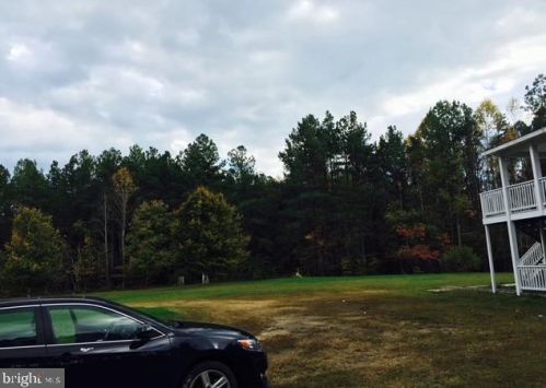 517 George James Loop, Radiant, VA 22732-3271