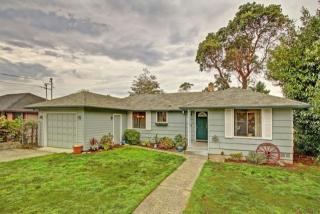 10745 27th Ave, Seattle, WA 98146-1920