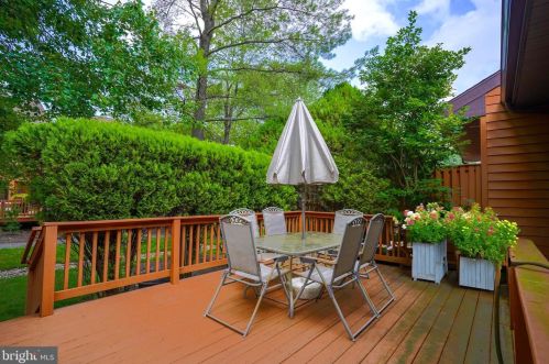12 Sayre Dr, Princeton NJ  08540-5858 exterior