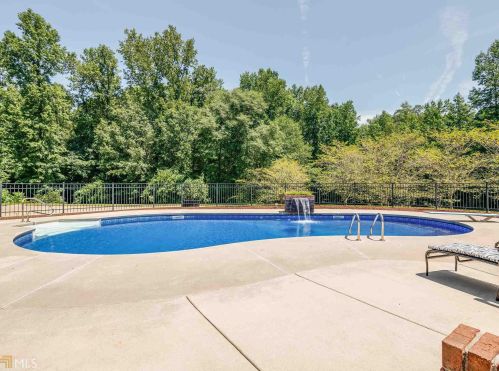 1224 Ml Crk Ln, Stockbridge GA  30281-4879 exterior