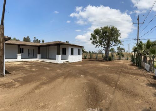 21732 Terrace Ave, Perris CA  92570-8286 exterior