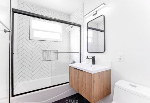 4217 Boston Ave, Glendale CA  91214-2411 exterior