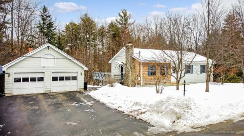 12 Tallwood Dr, Augusta, ME 04330-2224