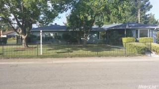 6112 Rampart Dr, Carmichael, CA 95608-1831