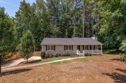 1410 Indian Trl, Holly Springs, GA 30115-7936