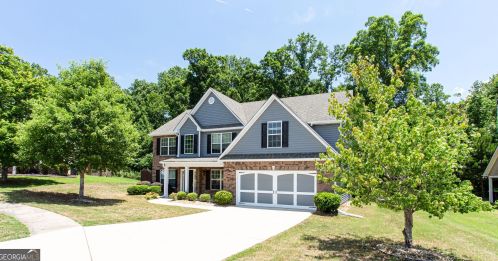 712 Chatuge Ct, Locust Grove, GA 30248-7081