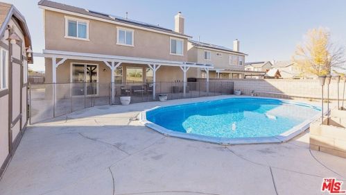 44034 Marbella St, Lancaster CA 93536-6856 exterior