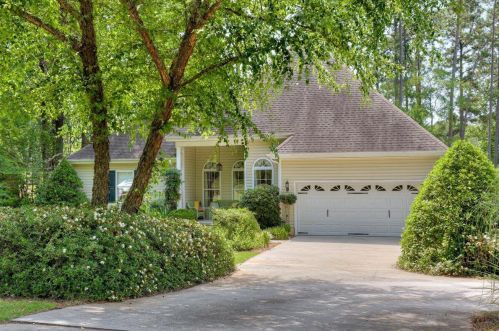 113 Tara Dr, Mc Cormick, SC 29835-2926