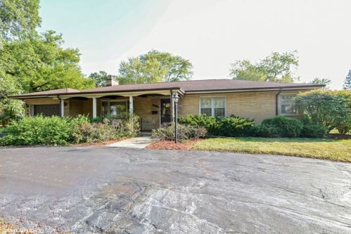 2930 Flossmoor Rd, Homewood, IL 60422-1154