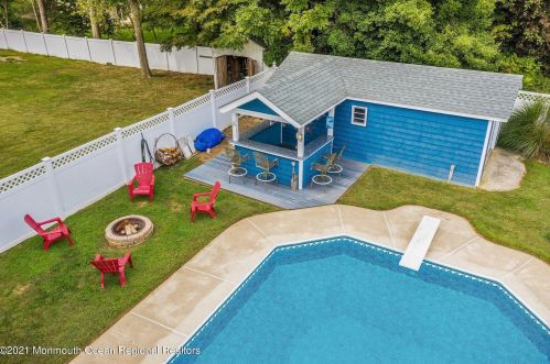 278 Edgebrook Rd, Trenton NJ 08691-3732 exterior