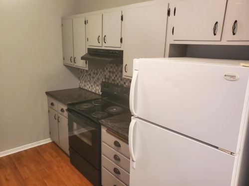 1054 Carmel Ct, Saint Paul MN  55126-5877 exterior