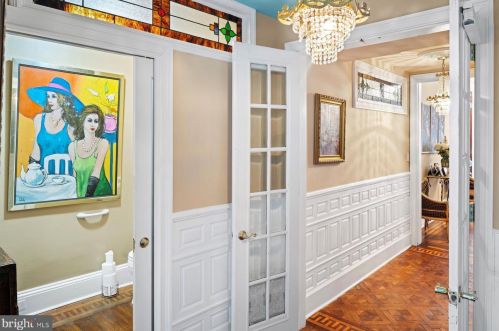 758 10th St, Philadelphia PA 19123-1966 exterior