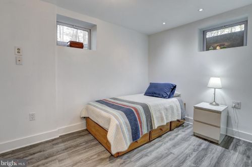 15009 Snowden Dr, Silver Spring MD 20905-5663 exterior