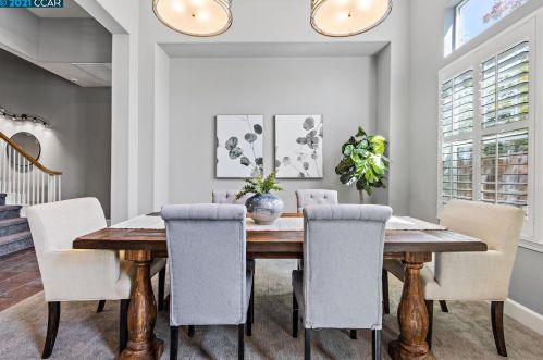 1017 Laurel Tree Dr, Concord CA  94521-5433 exterior