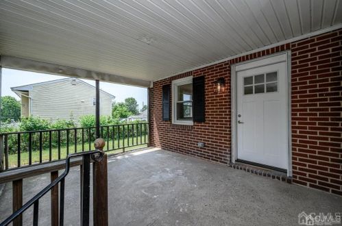 164 Fisher Ave, Piscataway, NJ 08854-4831