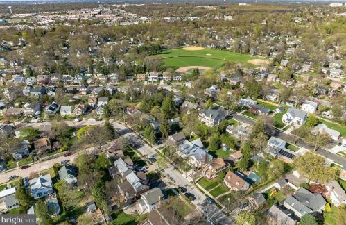 319 Marne Ave, Tavistock NJ 08033-1444 exterior