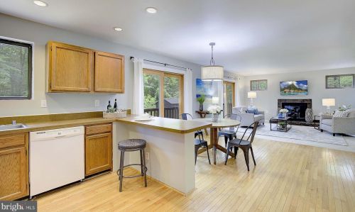 285 Michener Ct, Severna Park MD 21146-2051 exterior