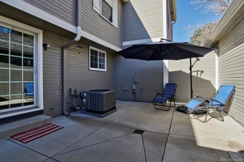 7166 Bentley Cir, Englewood CO 80112-1186 exterior