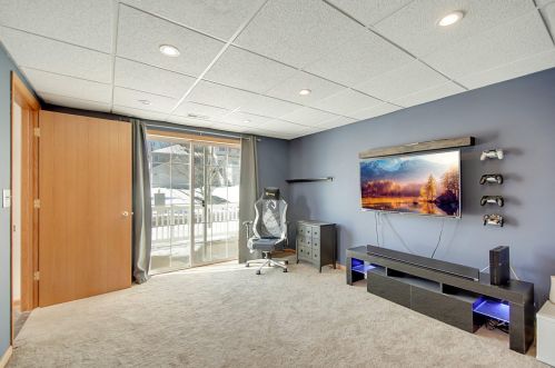 4941 Grenwich Ave, Saint Paul MN  55128-2058 exterior