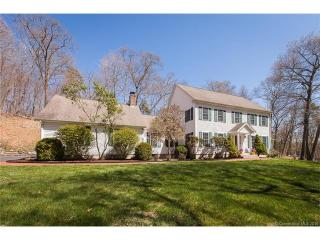 10 River Rd, Deep River, CT 06419-1347