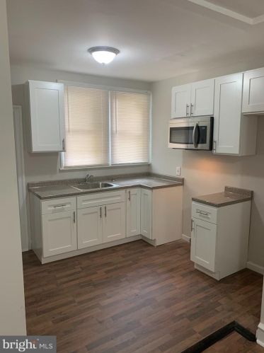 5927 4 St, Philadelphia PA 19140-2416 exterior