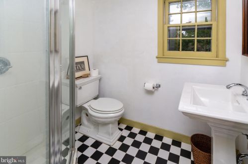 1093 Canal Rd, Princeton NJ  08540-8434 exterior