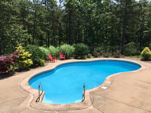 3 Opal Ct, Jackson Twp, NJ 08527-1391