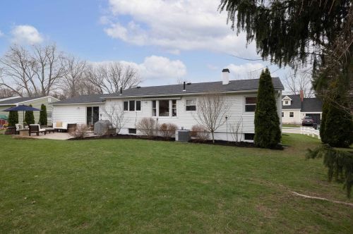 42 Sewall Rd, Portsmouth, NH 03801-4954