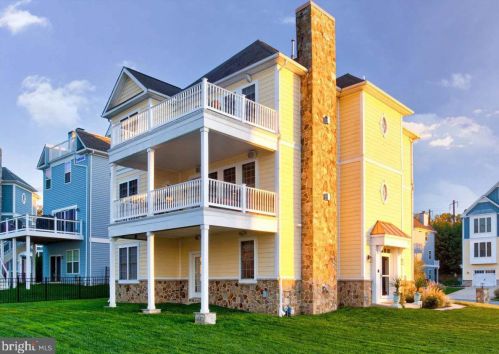 340 Marina Ave, Aberdeen, MD 21001-4200