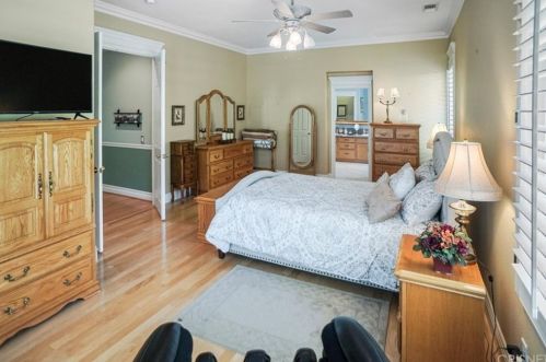 565 Granite Hl St, Simi Valley CA 93065-0614 exterior