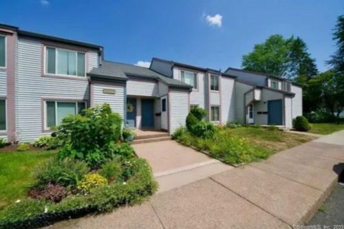75 Candlewood Dr, Wapping, CT 06074-2609