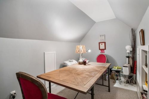 2965 Hardman Ct, Atlanta GA  30305-3424 exterior
