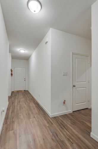 5328 Stone Meadow Ln, Fort Worth TX  76179-4283 exterior