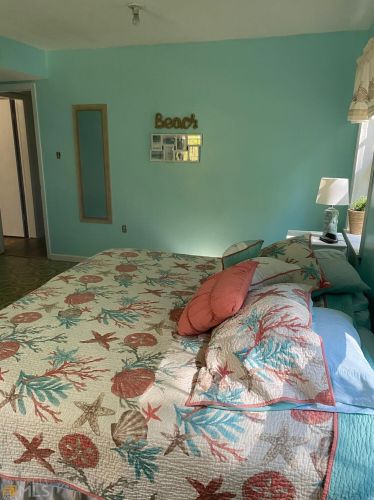 70 Old Ivy Rd, Stockbridge GA  30281-2129 exterior