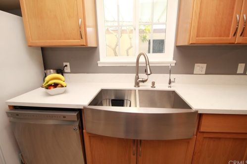716 Fairhaven St, Anaheim CA  92801-4002 exterior