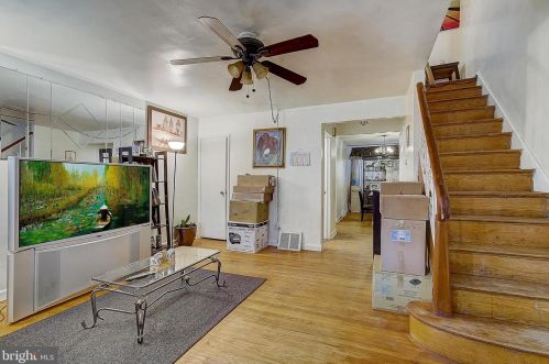 6004 10th St, Philadelphia PA 19141-3703 exterior