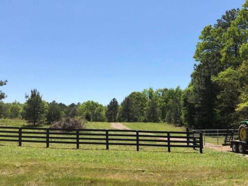1091 Branch Rd, Bishop, GA 30621-1728