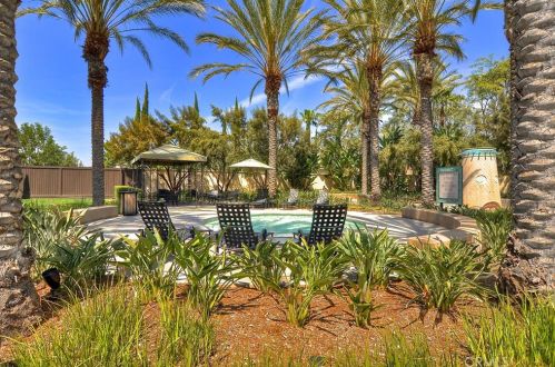 85 Sanctuary, Irvine CA  92620-3425 exterior