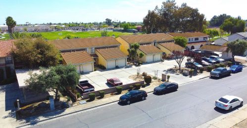 1525 Racquet Club Dr, Los Banos, CA 93635-3860