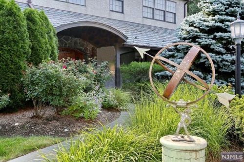 140 Bellair Rd, Ridgewood, NJ 07450-4113