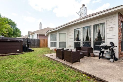 6701 Andress Dr, Fort Worth TX  76132-2999 exterior
