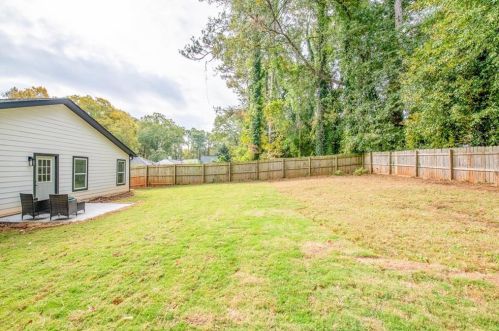1125 Edgefield Dr, Atlanta GA  30310-3716 exterior