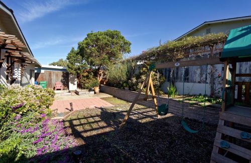 1466 Darwin St, Seaside CA  93955-5017 exterior