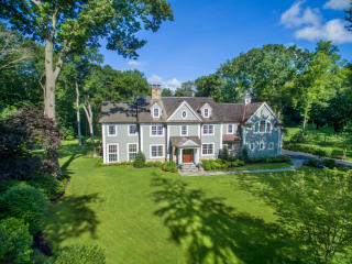 17 Crane Rd, Tokeneke, CT 06820-5808