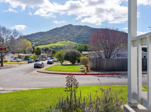 296 Warren Way, San Luis Obispo, CA 93405-1260