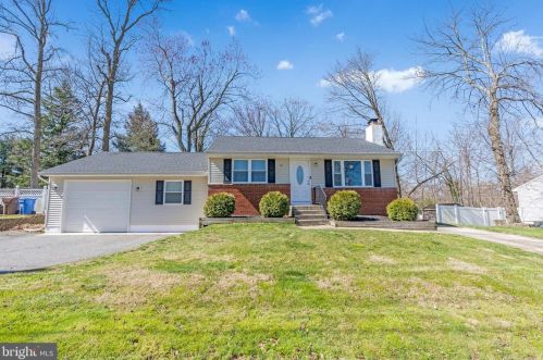 26 Glen Echo Ave, Auburn, NJ 08085-1238