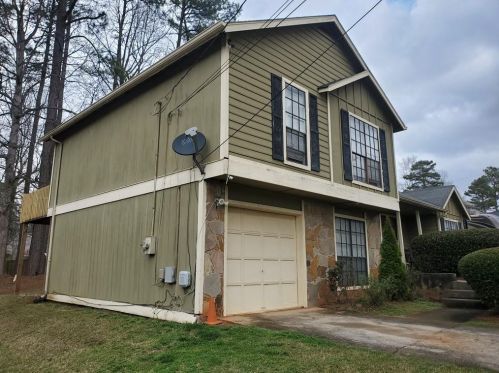 5400 Biffle Way, Stone Mountain, GA 30088-3847