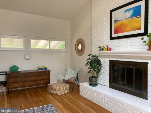 11507 Lovejoy St, Silver Spring MD 20902-3144 exterior