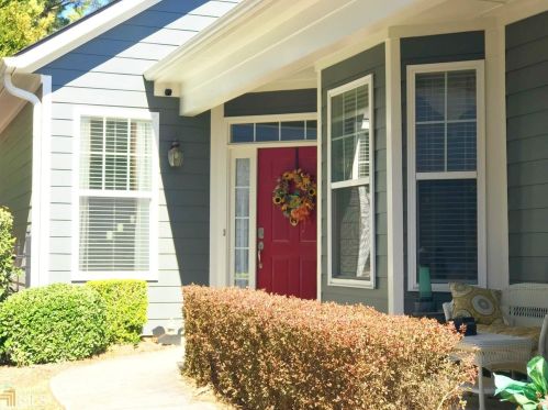 3129 Willow Creek Dr, Gainesville, GA 30504-5581